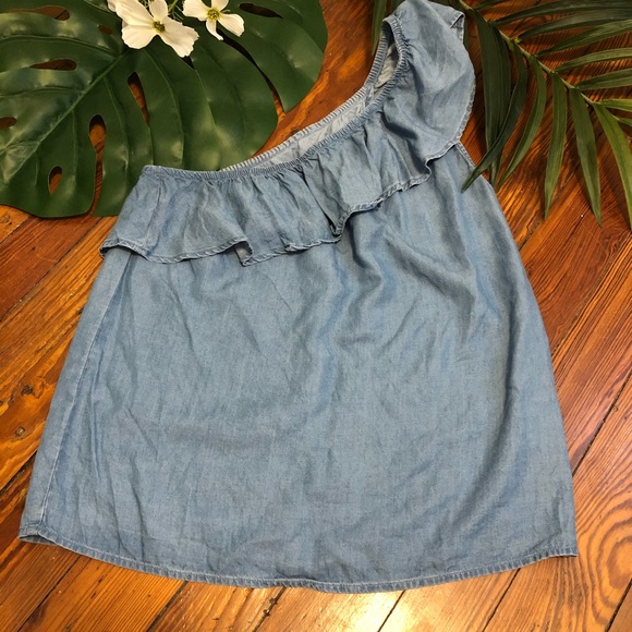 Old Navy Chambray Style Top - Picture 2 of 12